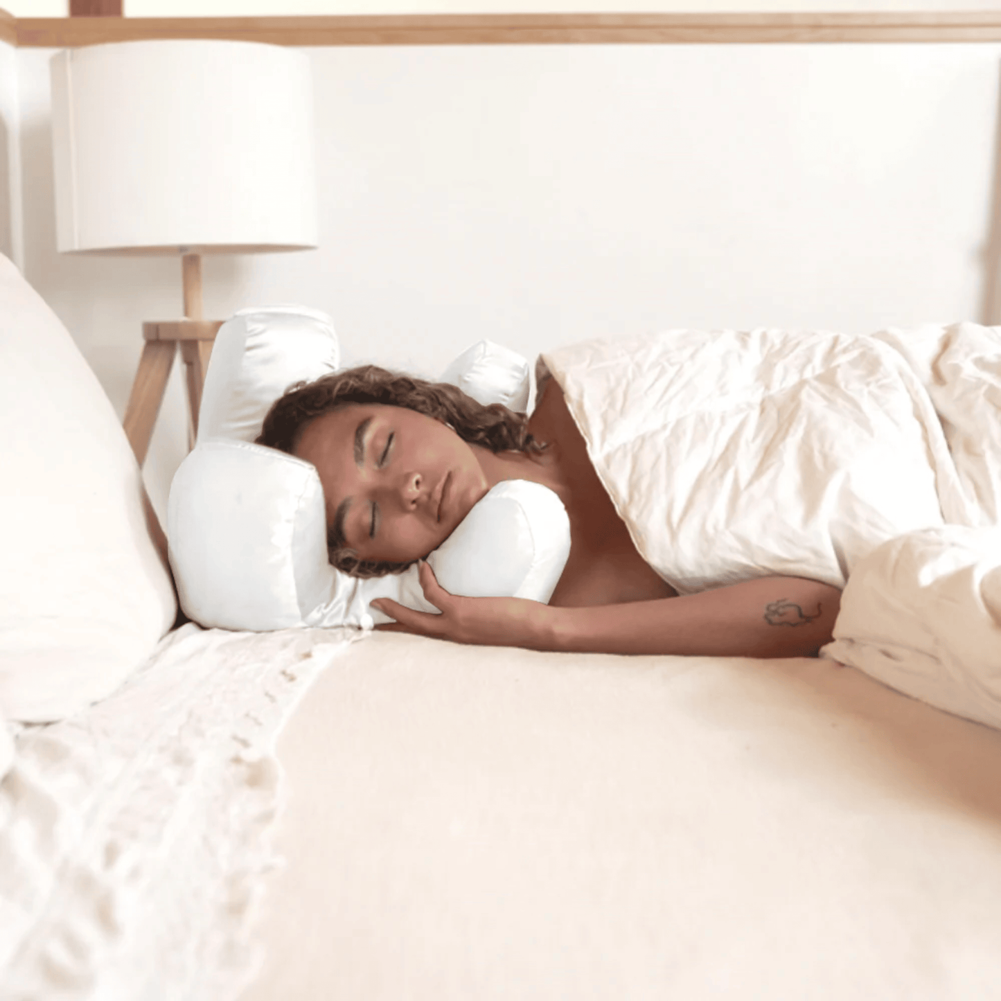 TORVELIS FLAWLESS PILLOW + FREE SILK PILLOWCASE